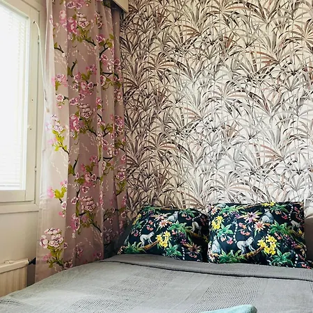 Kotoisa Saunallinen Kaksio! Apartamento